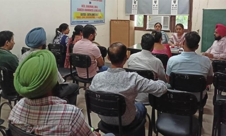 ਸਕੂਲ ਅਧਿਆਪਕਾਂ ਦੀ ਇੱਕ ਰੋਜ਼ਾ ਜ਼ਿਲ੍ਹਾ ਪੱਧਰੀ ਸਿਖਲਾਈ ਦਾ ਆਯੋਜਨ ਕੀਤਾ ਗਿਆ