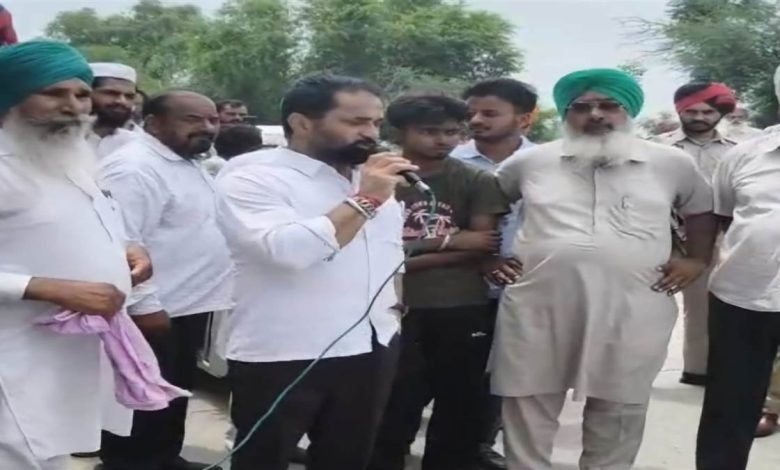 ਨੌਜਵਾਨ ਗੁਰਦੀਪ ਖਾਨ ਦੀ ਮੌਤ ਮਾਮਲੇ ’ਚ ਹਾਈਵੇ 'ਤੇ ਰੋਸ ਪ੍ਰਦਰਸ਼ਨ