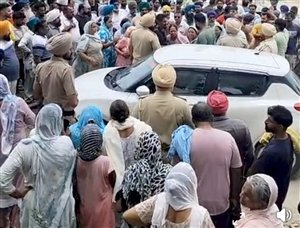 ਆਰਮੀ ਜਵਾਨ ਦੀ ਸਵਿਫਟ ਗੱਡੀ 'ਚੋਂ ਮਿਲੀ ਸ਼ੱਕੀ ਹਾਲਾਤਾਂ 'ਚ ਲਾਸ਼, ਪੁਲਿਸ ਤੇ ਫੌਰੇਸਿੰਕ ਟੀਮਾਂ ਕਰ ਰਹੀਆਂ ਜਾਂਚ