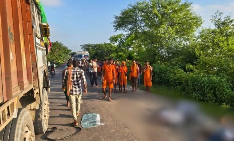 ਭਿਆਨਕ ਸੜਕ ਹਾਦਸਾ, ਸੜਕ ਕਿਨਾਰੇ ਖੜ੍ਹੇ ਟਰੱਕ ਨਾਲ ਟਕਰਾਈ ਆਟੋ; ਇੰਜੀਨੀਅਰਿੰਗ ਕਾਲਜ ਦੇ 3 ਵਿਦਿਆਰਥੀਆਂ ਦੀ ਮੌਤ