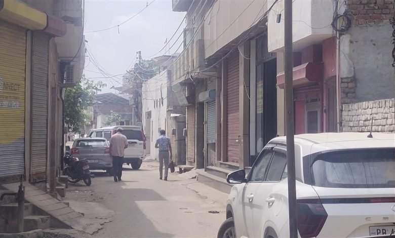 ਬਠਿੰਡਾ 'ਚ ਚਿੱਟੇ ਦੀ ਵੱਡੀ ਖੇਪ ਬਰਾਮਦ, CIA ਸਟਾਫ ਨੇ 3 ਮੁਲਜ਼ਮ ਲਏ ਹਿਰਾਸਤ 'ਚ, 30-35 ਕਿੱਲੋ ਚਿੱਟਾ ਮਿਲਣ ਦੀ ਚਰਚਾ ਬਠਿੰਡਾ 'ਚ ਚਿੱਟੇ ਦੀ ਵੱਡੀ ਖੇਪ ਬਰਾਮਦ, CIA ਸਟਾਫ ਨੇ 3 ਮੁਲਜ਼ਮ ਲਏ ਹਿਰਾਸਤ 'ਚ, 30-35 ਕਿੱਲੋ ਚਿੱਟਾ ਮਿਲਣ ਦੀ ਚਰਚਾ