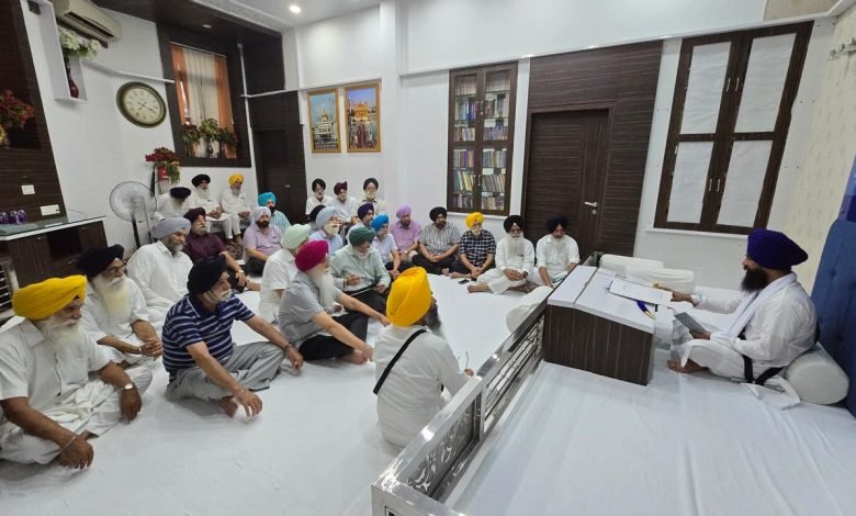 ਹੁਣ ਦੀਵਾਨ ਦੇ ਸਾਰੇ ਮੈਂਬਰ ਹੋਣਗੇ ਅੰਮ੍ਰਿਤਧਾਰੀ ਜਥੇਦਾਰ, ਪਹਿਲੀ ਸਤੰਬਰ ਤੱਕ ਕਰਨਾ ਹੋਵੇਗਾ ਆਦੇਸ਼ਾਂ ਦਾ ਪਾਲਣ