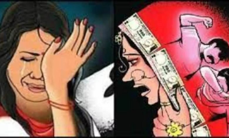 ਫਿਰੋਜ਼ਪੁਰ ’ਚ ਦਾਜ ਦੀ ਮੰਗ ਨੂੰ ਲੈ ਕੇ ਵਿਆਹੁਤਾ ’ਤੇ ਤਸ਼ੱਦਦ, ਪਤੀ ਨੇ ਕਾਪੇ ਨਾਲ ਕੀਤਾ ਜ਼ਖਮੀ