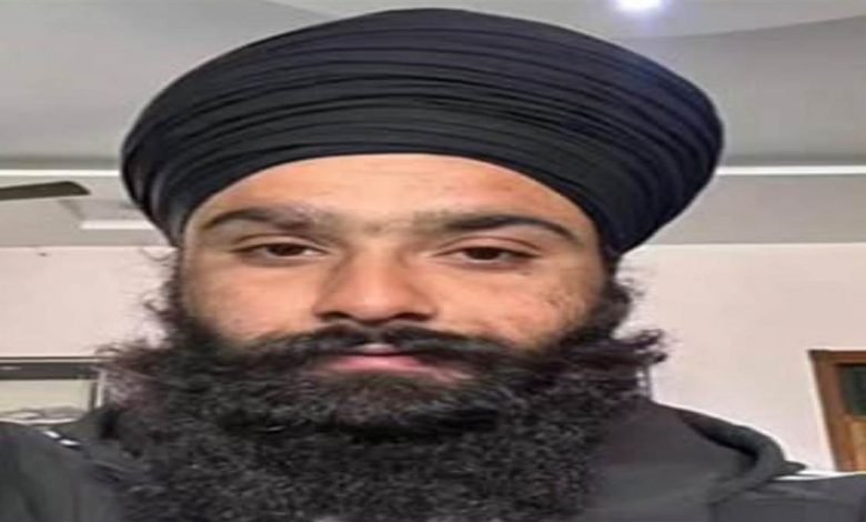 ਨਵਾਂਸ਼ਹਿਰ 'ਚ ਚੱਲੀਆਂ ਗੋਲ਼ੀਆਂ ! ਰੋਟੀ ਖਾ ਕੇ ਸੈਰ ਕਰਨ ਨਿਕਲੇ ਨੌਜਵਾਨ ਨੂੰ ਅਣਪਛਾਤਿਆ ਨੇ ਉਤਾਰਿਆ ਮੌਤ 'ਤੇ ਘਾਟ