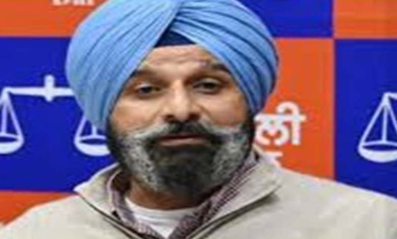 ਬਿਕਰਮ ਸਿੰਘ ਮਜੀਠੀਆਂ ਮਾਮਲੇ ਦੀਆਂ ਕੜੀਆਂ ਖੰਨਾ ਨਾਲ ਜੁੜੀਆਂ, ਖੰਨਾ ਦੇ ਇਕ ਘਰ 'ਚ ਕੀਤੀ ਛਾਪੇਮਾਰੀ