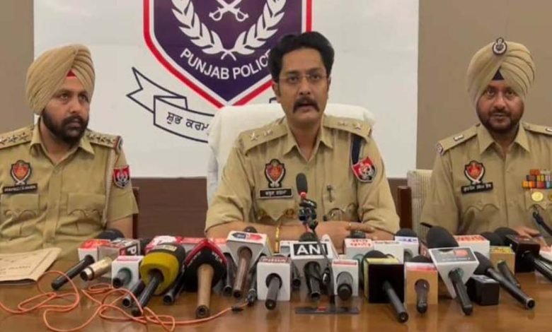 ਪਾਕਿਸਤਾਨ ਨੂੰ ਭਾਰਤੀ ਫੌਜ ਦੀਆਂ ਸੂਚਨਾਵਾਂ ਲੀਕ ਕਰਨ ਵਾਲਾ ਗ੍ਰਿਫਤਾਰ