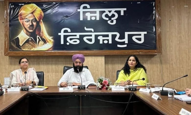 ਐੱਮ.ਪੀ. ਘੁਬਾਇਆ ਨੇ ਦਿਸ਼ਾ ਕਮੇਟੀ ਦੀ ਮੀਟਿੰਗ 'ਚ ਵਿਕਾਸ ਕਾਰਜਾਂ ਦੀ ਪ੍ਰਗਤੀ ਦੀ ਸਮੀਖਿਆ ਕੀਤੀ