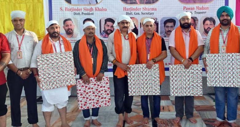 ਜੈ ਮਲਾਪ ਐਸੋਸੀਏਸ਼ਨ ਦੇ ਕੈਂਪ ’ਚ 509 ਯੂਨਿਟ ਖੂਨਦਾਨ ਜੈ ਮਲਾਪ ਐਸੋਸੀਏਸ਼ਨ ਦੇ ਕੈਂਪ ’ਚ 509 ਯੂਨਿਟ ਖੂਨਦਾਨ