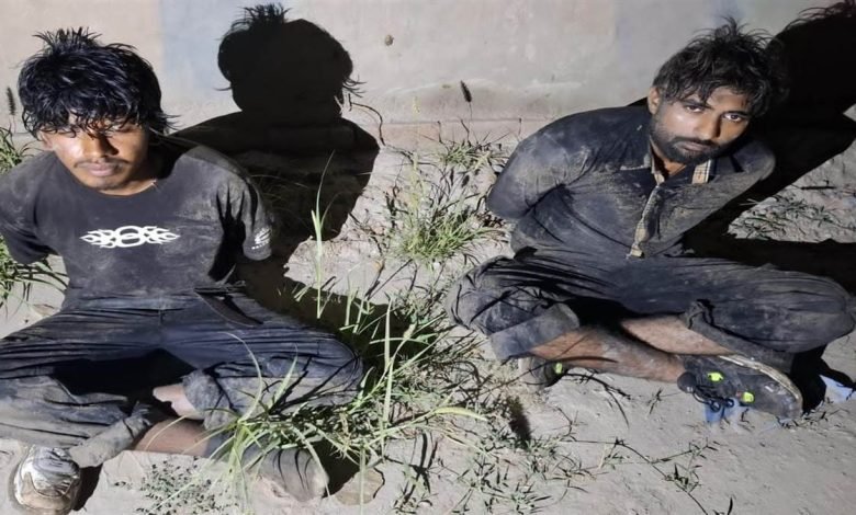 ਭਾਰਤ ਪਾਕਿ ਸਰਹੱਦ ਨੇੜਿਓਂ ਇਕ ਕਿਲੋ ਹੈਰੋਇਨ ਸਣੇ ਦੋ ਦੋਸ਼ੀ ਕਾਬੂ