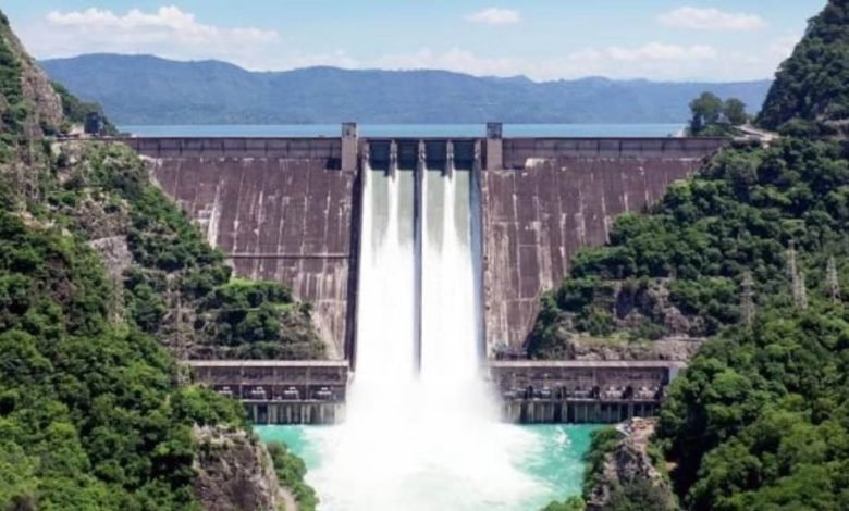 ਸਾਵਧਾਨ ! ਭਾਖੜਾ ਡੈਮ ਦੇ 4 ਫਲੱਡ ਕੰਟਰੋਲ ਗੇਟ ਖੋਲ੍ਹੇ