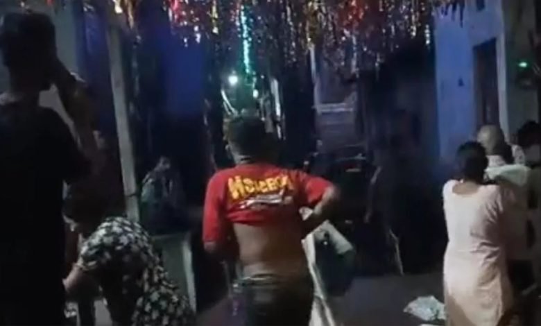 ਦੋ ਸਕੇ ਭਰਾਵਾਂ ਸਮੇਤ ਤਿੰਨ ਲੋਕਾਂ 'ਤੇ ਚਾਕੂ ਨਾਲ ਹਮਲਾ, ਇੱਕ ਦੀ ਮੌਤ ਦੋ ਸਕੇ ਭਰਾਵਾਂ ਸਮੇਤ ਤਿੰਨ ਲੋਕਾਂ 'ਤੇ ਚਾਕੂ ਨਾਲ ਹਮਲਾ, ਇੱਕ ਦੀ ਮੌਤ