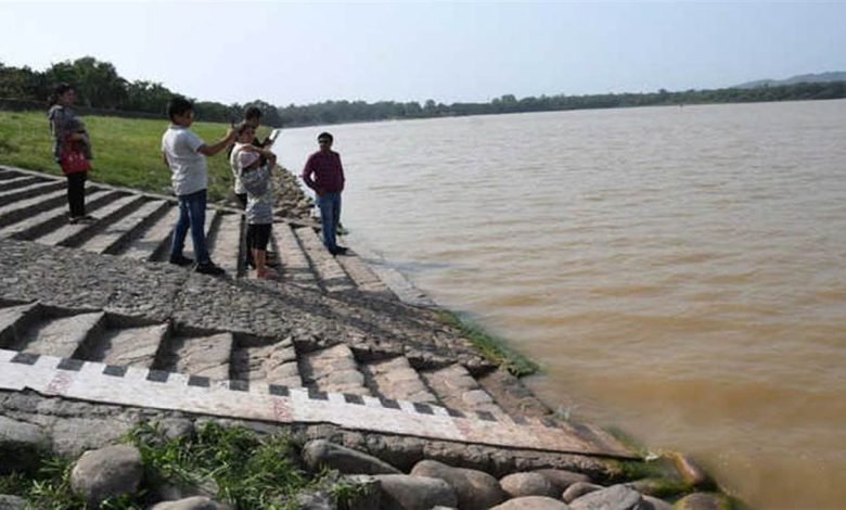 ਖ਼ਤਰੇ ਦੇ ਨਿਸ਼ਾਨ ’ਤੇ ਪੁੱਜੀ ਸੁਖਨਾ ਝੀਲ, ਫਿਰ ਖੁੱਲ੍ਹਣਗੇ ਫਲੱਡ ਗੇਟ, ਪ੍ਰਸ਼ਾਸਨ ਚੌਕਸ