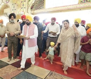 ਮਨ ਨੂੰ ਬੜਾ ਸਕੂਨ ਮਿਲਿਆ ਹੈ ਸ਼ਹੀਦਾਂ ਦੀ ਧਰਤੀ ‘ਤੇ ਨਤਮਸਤਕ ਹੋ ਕੇ : CM ਭਗਵੰਤ ਮਾਨ