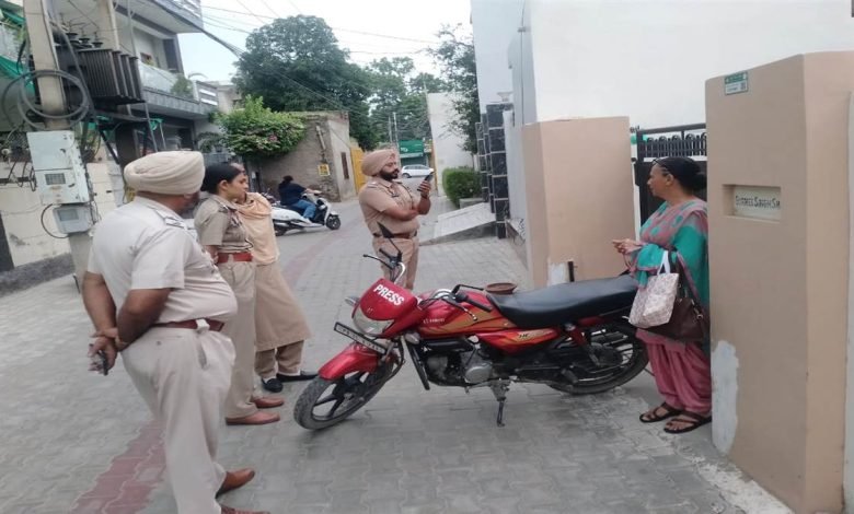 ਅਧਿਆਪਕ ਆਗੂ ਵੀਰਪਾਲ ਕੌਰ ਸਿਧਾਣਾ ਦੇ ਘਰ ਛਾਪੇਮਾਰੀ