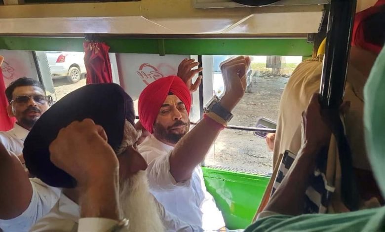 ਭਾਰਤੀ ਜਨਤਾ ਪਾਰਟੀ ਵਰਕਰਾਂ ਨੂੰ ਪਿੰਡ ’ਚ ਕੈਂਪ ਲਾਉਣ ਤੋਂ ਰੋਕਿਆ