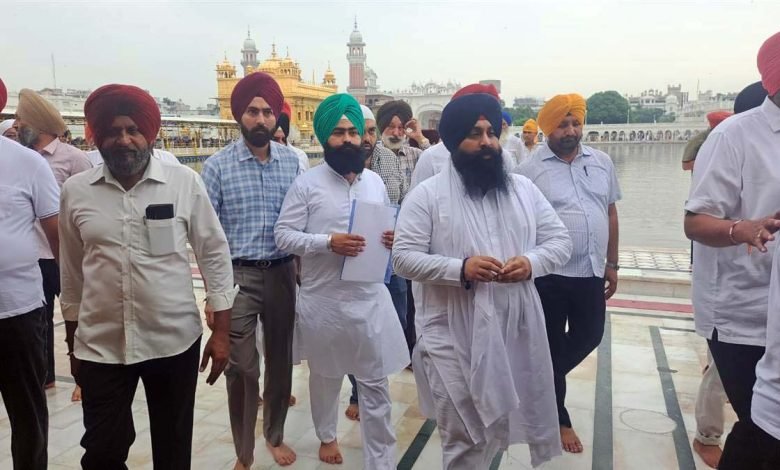 ਧਾਰਮਿਕ ਸੇਵਾ ਪੂਰੀ ਕਰਨ ਤੋਂ ਬਾਅਦ ਸ੍ਰੀ ਅਕਾਲ ਤਖਤ ਸਾਹਿਬ ਨਤਮਸਤਕ ਹੋਏ ਹਰਜੋਤ ਸਿੰਘ ਬੈਂਸ