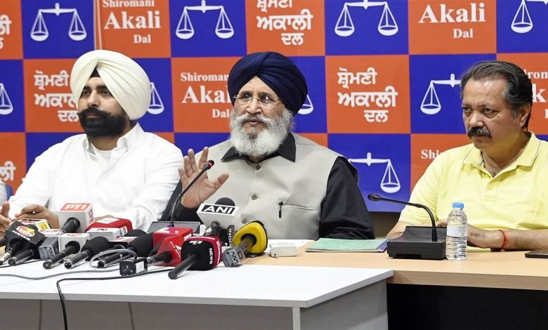 ਪਾਰਟੀ ਦਾ ਨਾਂ ਵਰਤਿਆ ਤਾਂ ਕਰਾਂਗੇ ਜਾਲਸਾਜ਼ੀ ਦਾ ਕੇਸ