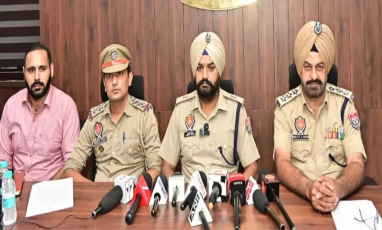 ਮਾਂ ਦੇ ਨਾਜਾਇਜ਼ ਸਬੰਧ ਬਣੇ ਪੁੱਤਰ ਦੀ ਮੌਤ ਦਾ ਕਾਰਨ, ਦੋ ਗ੍ਰਿਫ਼ਤਾਰ