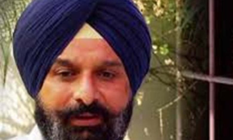 ਵਿਜੀਲੈਂਸ ਨੇ ਮਜੀਠੀਆ ਦੇ ਖ਼ਿਲਾਫ਼ ਦਾਇਰ ਕੀਤੀ 40 ਹਜ਼ਾਰ ਸਫ਼ਿਆਂ ਦੀ ਚਾਰਜਸ਼ੀਟ