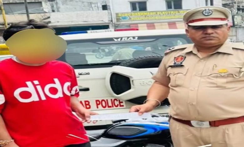 ਇੰਸਟਾਗ੍ਰਾਮ ’ਤੇ ਸਟੰਟ ਵਾਲੀ ਵੀਡੀਓ ਪਾਉਣ ਵਾਲੇ ਦਾ ਪੁਲਿਸ ਨੇ ਘਰ ਜਾ ਕੇ ਕੱਟਿਆ ਚਲਾਨ