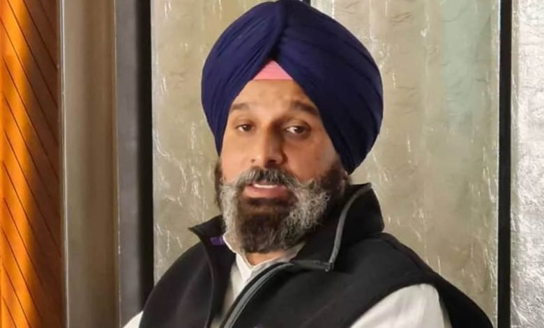 ਨਾਭਾ ਜੇਲ੍ਹ ਪੁੱਜੀ SIT, ਆਮਦਨ ਤੋਂ ਵੱਧ ਜਾਇਦਾਦ ਮਾਮਲੇ 'ਚ ਮਜੀਠੀਆ ਤੋਂ ਹੋਵੇਗੀ ਪੁੱਛਗਿੱਛ