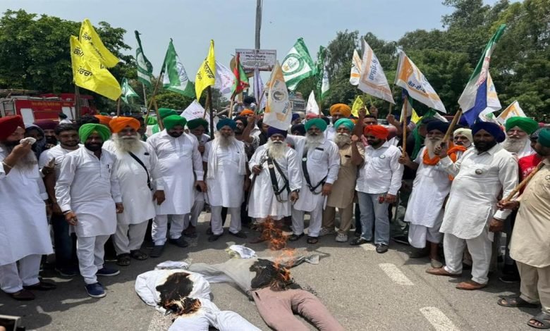 ਕੌਮੀ ਇਨਸਾਫ਼ ਮੋਰਚੇ ਦੇ ਸੱਦੇ ’ਤੇ ਬੰਦੀ ਸਿੰਘਾਂ ਦੀ ਰਿਹਾਈ ਲਈ ਕੀਤਾ ਰੋਸ ਮਾਰਚ