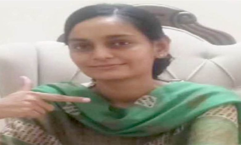 ਪੰਜਾਬ 'ਚ ਅਧਿਆਪਕਾ ਨੇ ਕੀਤੀ ਆਤਮਹੱਤਿਆ, ਗੰਗੂਵਾਲ ਨਹਿਰ 'ਚੋਂ ਮਿਲੀ ਲਾਸ਼