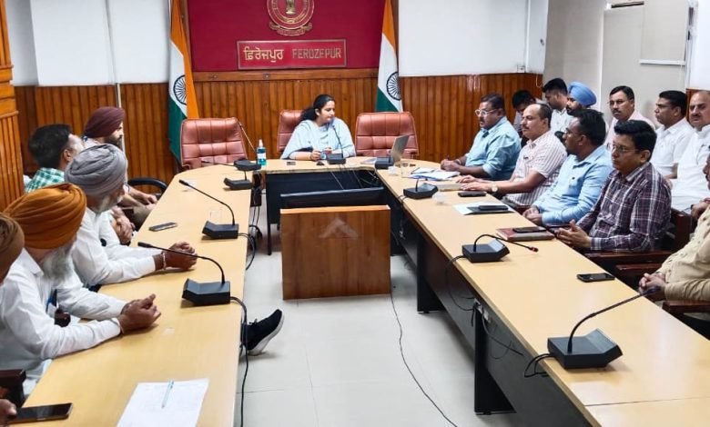 ਖਰੀਫ ਸੀਜ਼ਨ 2025-26 ਦੌਰਾਨ ਡਿਪਟੀ ਕਮਿਸ਼ਨਰ ਵੱਲੋਂ ਆੜਤੀਆਂ ਨਾਲ ਮੀਟਿੰਗ ਖਰੀਫ ਸੀਜ਼ਨ 2025-26 ਦੌਰਾਨ ਡਿਪਟੀ ਕਮਿਸ਼ਨਰ ਵੱਲੋਂ ਆੜਤੀਆਂ ਨਾਲ ਮੀਟਿੰਗ