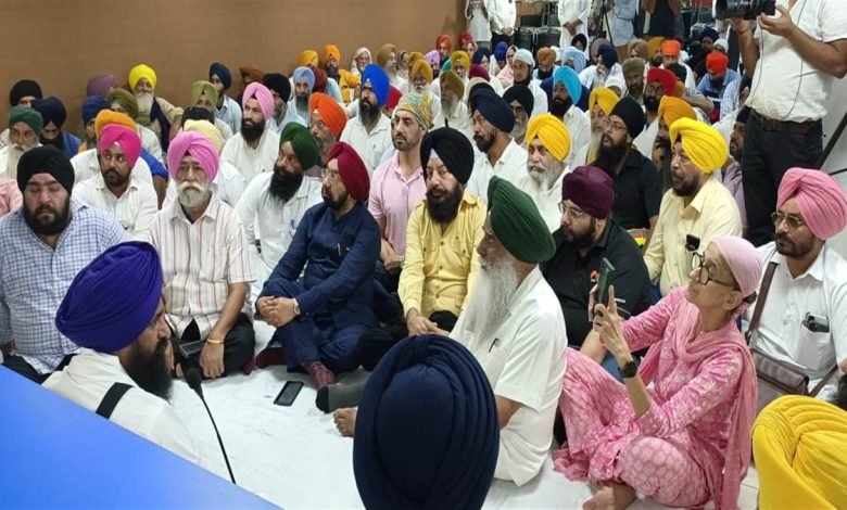 ਜਥੇਦਾਰ ਸ੍ਰੀ ਅਕਾਲ ਤਖ਼ਤ ਸਾਹਿਬ ਨੇ ਸੱਦੀ ਹੜ੍ਹ ਪੀੜਤਾਂ ਦੇ ਰਾਹਤ ਕਾਰਜ ਕਰ ਰਹੀਆਂ ਸੰਸਥਾਵਾਂ ਦੀ ਇਕੱਤਰਤਾ