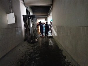  ਅੰਮ੍ਰਿਤਸਰ ਸਿਵਲ ਹਸਪਤਾਲ 'ਚ ਅੱਗ ਲੱਗਣ ਤੋਂ ਬਾਅਦ ਹਰ ਪਾਸੇ ਹਫੜਾ-ਦਫੜੀ, ਮਰੀਜ਼ਾਂ ਨੂੰ ਕੱਢਿਆ ਗਿਆ ਬਾਹਰ