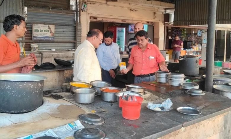 ਪਨੀਰ ਦੀ ਸਬਜ਼ੀ 'ਚੋਂ ਨਿਕਲਿਆ ਮਰਿਆ ਹੋਇਆ ਚੂਹਾ ਤਾਂ ਬੰਦ ਕਰ ਦਿੱਤਾ ਗਿਆ ਸੀ ਢਾਬਾ, 9ਵੇਂ ਦਿਨ ਹੀ ਫਿਰ ਖੁੱਲ੍ਹਿਆ