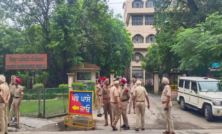 ਪੁਲਿਸ ਹਿਰਾਸਤ 'ਚੋਂ ਫਰਾਰ ਪਠਾਣਮਾਜਰਾ ਦੀ ਸਰਕਾਰੀ ਕੋਠੀ 'ਤੇ ਪੁਲਿਸ ਦਾ ਪਹਿਰਾ