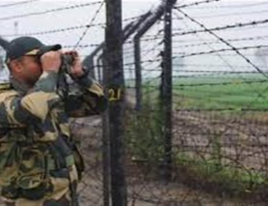 ਪਾਕਿਸਤਾਨੀ ਤਸਕਰਾਂ ਨੇ ਹੜ੍ਹ ਦੇ ਪਾਣੀ ’ਚ ਤੈਰ ਕੇ ਪਹੁੰਚਾਏ ਹਥਿਆਰ ਤੇ ਹੈਰੋਇਨ ਦੀਆਂ ਅੱਠ ਖੇਪਾਂ