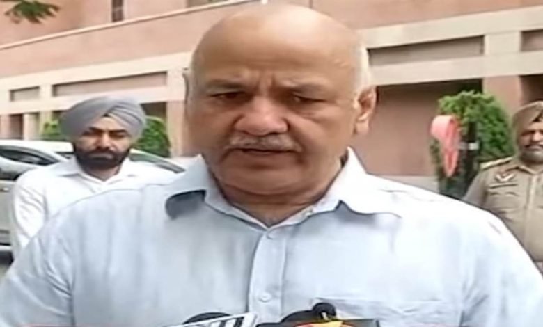 CM Mann ਦੀ ਸਿਹਤ ‘ਚ ਸੁਧਾਰ, ਭਗਵੰਤ ਮਾਨ ਦੀ ਮਾਂ ਤੇ ਮਨੀਸ਼ ਸਿਸੋਦੀਆ ਹਸਪਤਾਲ ਮਿਲਣ ਪਹੁੰਚੇ