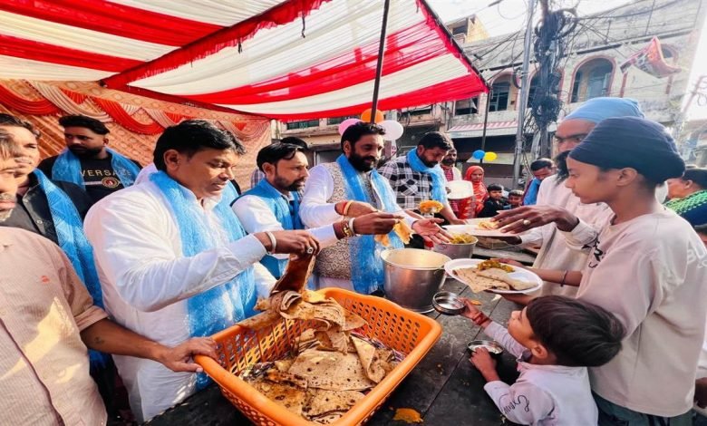 ਮੀਂਹ ’ਤੇ ਆਸਥਾ ਭਾਰੀ, ਉਤਸ਼ਾਹ ਨਾਲ ਮਨਾਇਆ ਭਗਵਾਨ ਵਾਲਮੀਕਿ ਜੀ ਦਾ ਪਾਵਨ ਪ੍ਰਗਟ ਦਿਵਸ