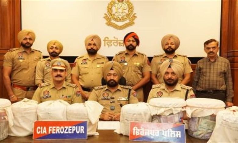 5 ਕਿਲੋ ਹੈਰੋਇਨ ਤੇ 29 ਲੱਖ ਡਰੱਗ ਮਨੀ ਸਮੇਤ ਦੋ ਤਸਕਰ ਗ੍ਰਿਫਤਾਰ, ਬਦਨਾਮ ਪਾਕਿਸਤਾਨੀ ਤਸਕਰ ਸ਼ਾਹ ਪਠਾਨ ਦੇ ਸੰਪਰਕ 'ਚ ਸਨ ਦੋਵੇਂ