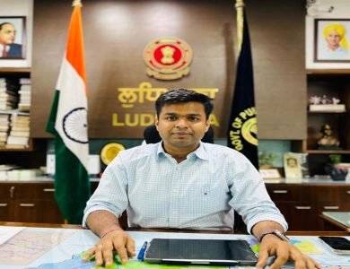 ਡੀਸੀ ਨੇ ਚੱਲ ਰਹੀ ਝੋਨੇ ਦੀ ਖਰੀਦ ਦੀ ਕੀਤੀ ਸਮੀਖਿਆ