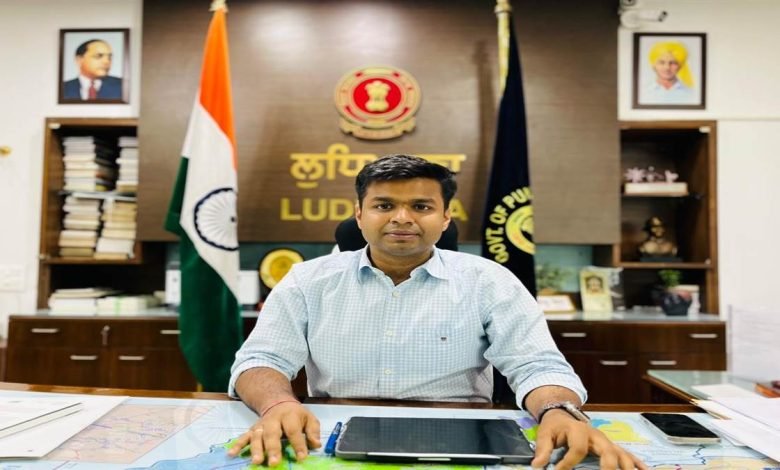 ਡੀਸੀ ਨੇ ਚੱਲ ਰਹੀ ਝੋਨੇ ਦੀ ਖਰੀਦ ਦੀ ਕੀਤੀ ਸਮੀਖਿਆ