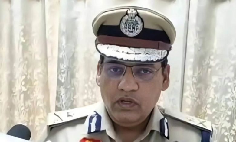 ADGP ਵਾਈ. ਪੂਰਨ ਕੁਮਾਰ ਆਤਮਹੱਤਿਆ ਮਾਮਲੇ 'ਚ ਨਵਾਂ ਮੋੜ, ਪਤਨੀ ਅਮਨੀਤ ਪੀ. ਕੁਮਾਰ ਨੇ ਦਰਜ FIR 'ਤੇ ਉਠਾਏ ਸਵਾਲ ADGP ਵਾਈ. ਪੂਰਨ ਕੁਮਾਰ ਆਤਮਹੱਤਿਆ ਮਾਮਲੇ 'ਚ ਨਵਾਂ ਮੋੜ, ਪਤਨੀ ਅਮਨੀਤ ਪੀ. ਕੁਮਾਰ ਨੇ ਦਰਜ FIR 'ਤੇ ਉਠਾਏ ਸਵਾਲ