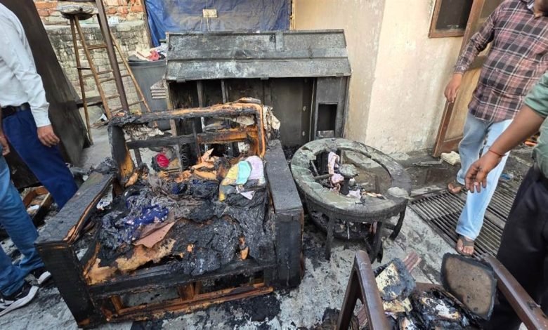 ਘਰ ’ਚ ਲੱਗੀ ਭਿਆਨਕ ਅੱਗ, ਕੀਮਤੀ ਸਾਮਾਨ ਸੜਿਆ