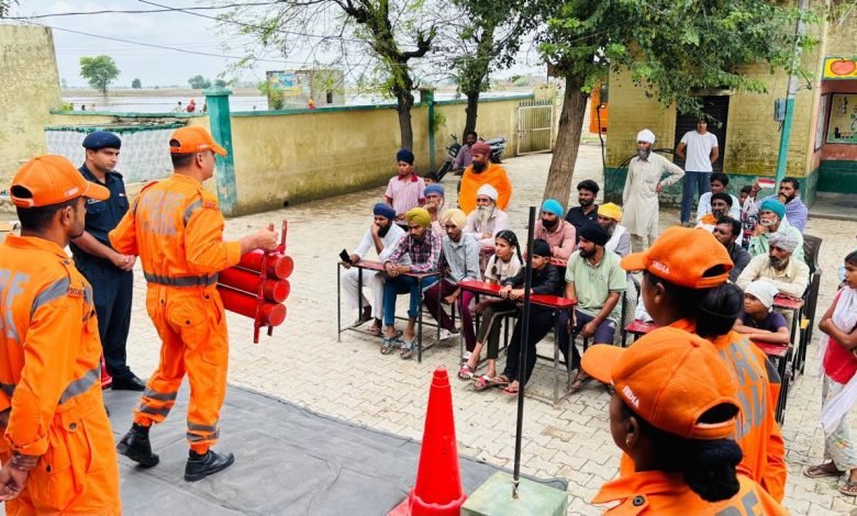 ਐਨ.ਡੀ.ਆਰ.ਐਫ਼ ਵੱਲੋਂ ਫ਼ਿਰੋਜ਼ਪੁਰ ਵਿੱਚ ਕਮਿਊਨਿਟੀ ਜਾਗਰੂਕਤਾ ਪ੍ਰੋਗਰਾਮ ਆਯੋਜਿਤ