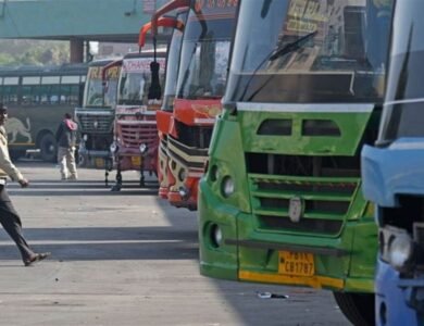 ਯਾਤਰੀ ਪਰੇਸ਼ਾਨ : ਦੂਜੇ ਦਿਨ ਵੀ ਨਹੀਂ ਚੱਲੀਆਂ ਸਰਕਾਰੀ ਬੱਸਾਂ