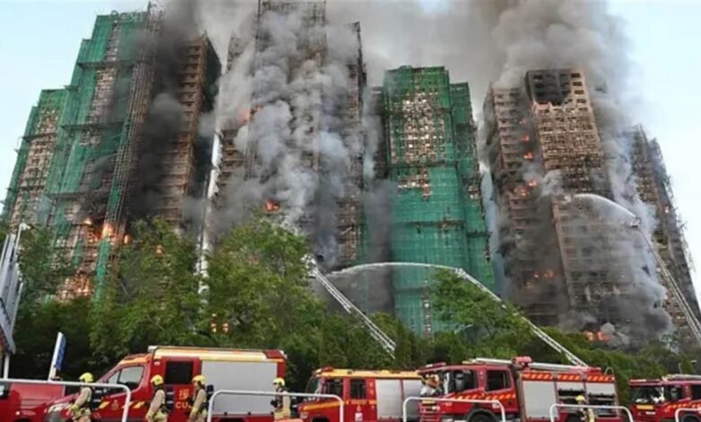 ਹਾਂਗਕਾਂਗ 'ਚ ਵੱਡੇ ਰਿਹਾਇਸ਼ੀ ਕੰਪਲੈਕਸ 'ਚ ਲੱਗੀ ਭਿਆਨਕ ਅੱਗ, 44 ਮੌਤਾਂ, 300 ਦੇ ਕਰੀਬ ਲੋਕ ਲਾਪਤਾ