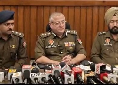 ਨਵੀਨ ਅਰੋੜਾ ਦੇ ਕਾਤਲਾਂ ਤੇ ਪੁਲਿਸ ਵਿਚਾਲੇ ਗੋਲੀਬਾਰੀ, ਮੁੱਖ ਸ਼ੂਟਰ ਬਾਦਲ ਦੀ ਕਰਾਸ ਫਾਇਰਿੰਗ ‘ਚ ਮੌਤ