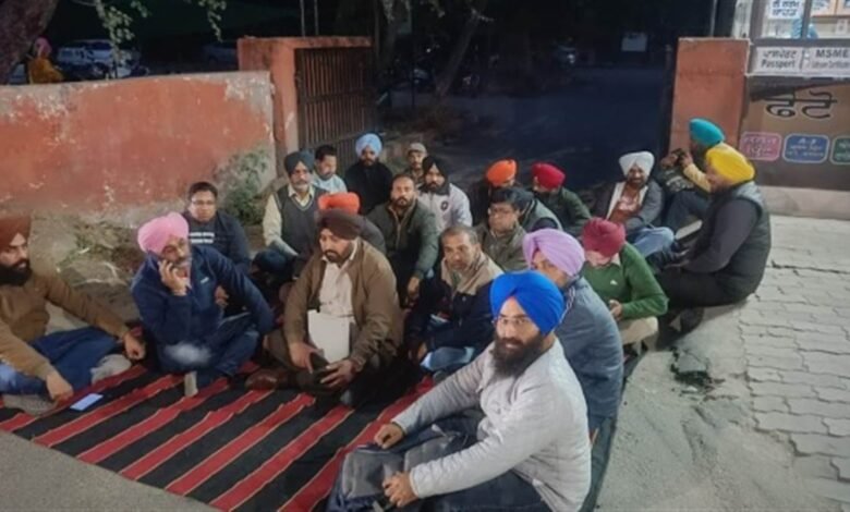 ਮ੍ਰਿਤਕ ਤੇ ਸੇਵਾ ਮੁਕਤ ਅਧਿਆਪਕਾਂ ਦੀ ਲੱਗੀ ਚੋਣ ਡਿਊਟੀ