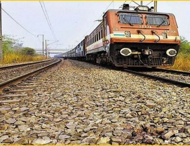 ਸਨਕੀ ਪਿਓ ਨੇ ਸਾਢੇ ਤਿੰਨ ਸਾਲ ਦੇ ਪੁੱਤਰ ਨੂੰ ਸੁੱਟਿਆ ਮਾਲ-ਗੱਡੀ ਸਾਹਮਣੇ