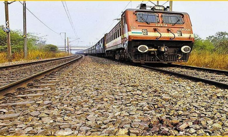 ਸਨਕੀ ਪਿਓ ਨੇ ਸਾਢੇ ਤਿੰਨ ਸਾਲ ਦੇ ਪੁੱਤਰ ਨੂੰ ਸੁੱਟਿਆ ਮਾਲ-ਗੱਡੀ ਸਾਹਮਣੇ