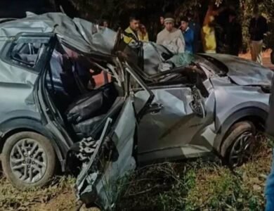 ਦਰੱਖਤ ਨਾਲ ਟਕਰਾਈ ਤੇਜ਼ ਰਫ਼ਤਾਰ ਕਾਰ; 3 ਦੀ ਮੌਤ ਤੇ 4 ਦੀ ਹਾਲਤ ਨਾਜ਼ੁਕ