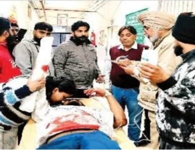 ਤੇਜ਼ਧਾਰ ਹਥਿਆਰਾਂ ਨਾਲ ਲੈਸ ਨੌਜਵਾਨਾਂ ਨੇ ਕੀਤਾ ਜਾਨਲੇਵਾ ਹਮਲਾ