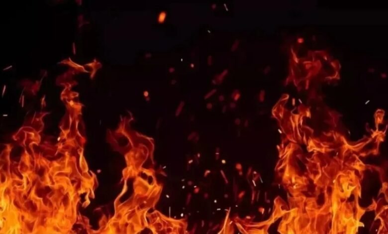 ਰਾਤ ਨੂੰ ਸੁੱਤੇ ਹੋਏ ਇੱਕੋ ਪਰਿਵਾਰ ਦੇ ਚਾਰ ਜੀਅ ਜ਼ਿੰਦਾ ਜਲੇ ਰਾਤ ਨੂੰ ਸੁੱਤੇ ਹੋਏ ਇੱਕੋ ਪਰਿਵਾਰ ਦੇ ਚਾਰ ਜੀਅ ਜ਼ਿੰਦਾ ਜਲੇ